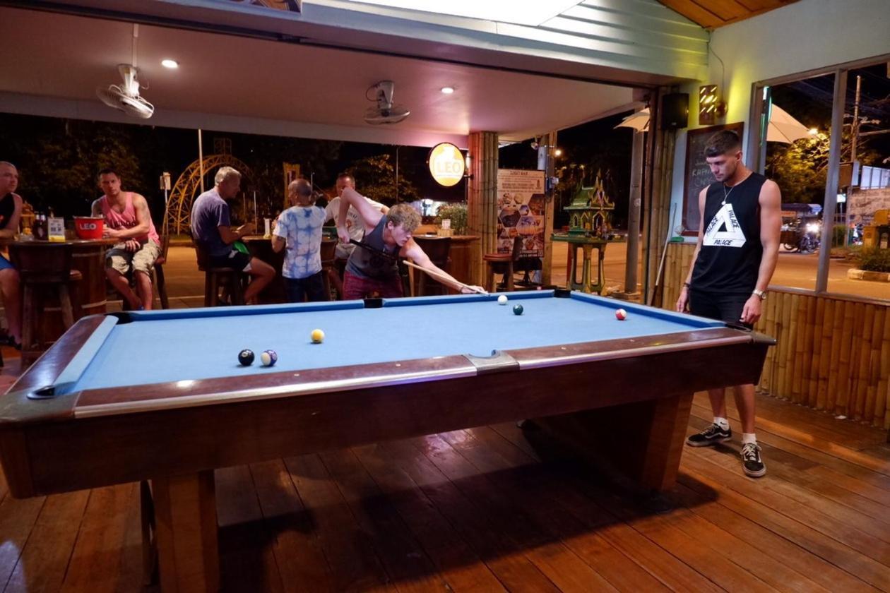 Bigboss Hostel Thong Sala Esterno foto